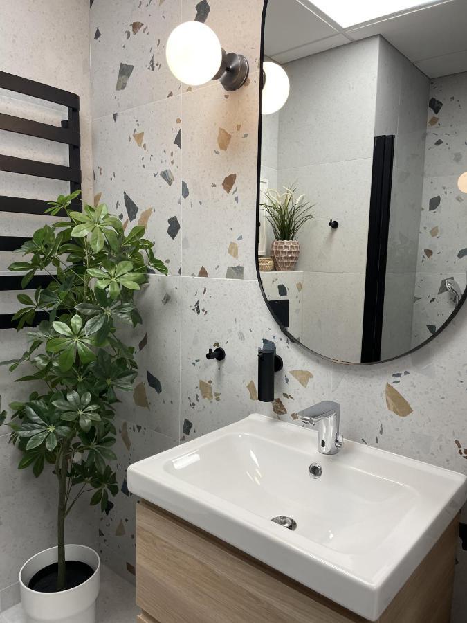 Apartament Oui Oui *